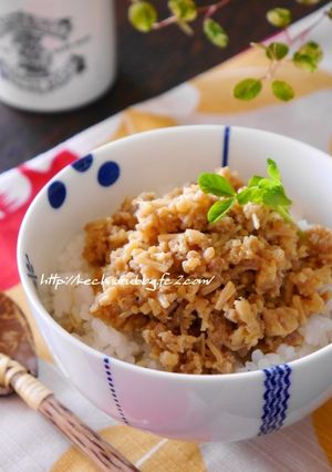 シャキトロ✿えのきたっぷり鶏そぼろ-レシピのメイン写真