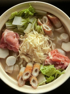 豚肉と里芋で悪魔の味噌チーズ鍋-レシピのメイン写真