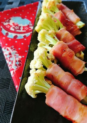 お弁当にも☆カリフローレのベーコン巻き。-レシピのメイン写真