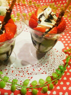 簡単♪♪可愛い❤いちごミニパフェ-レシピのメイン写真
