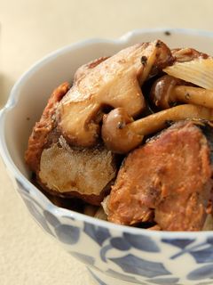 〈くらし薬膳〉きのこのサバ缶味噌炒め-レシピのメイン写真