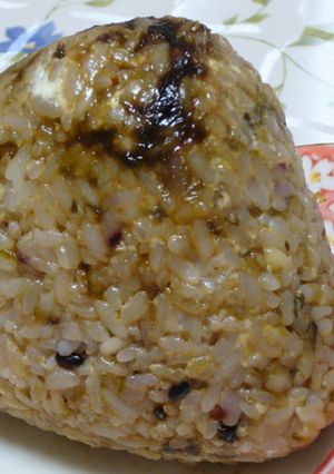 ★★おにぎりｉｎクリチ＋岩のりちゃん★★-レシピのメイン写真
