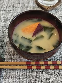 まろやか♥️根菜の豆乳味噌汁-レシピのメイン写真