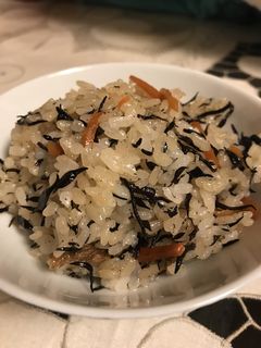 ひじきの煮物リメイク 簡単ひじきごはん-レシピのメイン写真