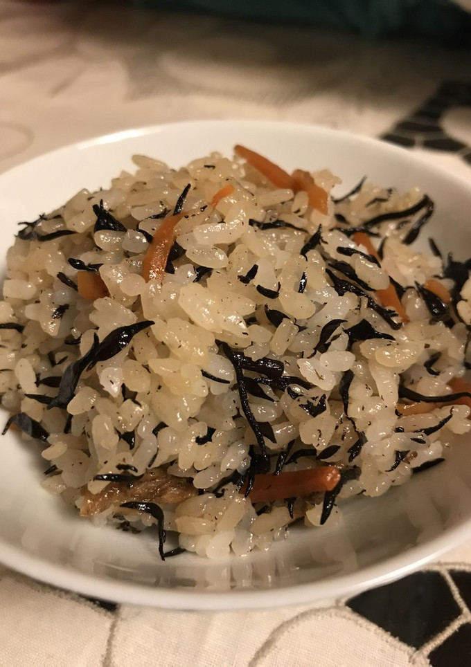 ひじきの煮物リメイク 簡単ひじきごはん-レシピのメイン写真