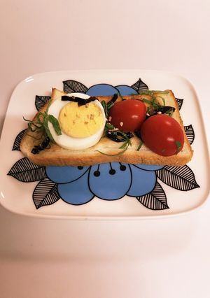 ❁ゆで卵とミニトマトと塩昆布のトースト❁-レシピのメイン写真