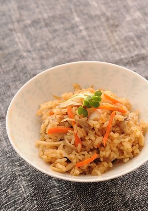 炊き込みご飯（焼肉のタレ使用）-レシピのメイン写真