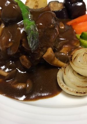 すぐ出来るのに美味しい!煮込みハンバーグ-レシピのメイン写真