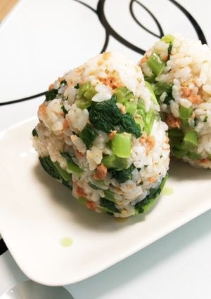 大根の葉っぱと鮭フレークのおにぎり-レシピのメイン写真