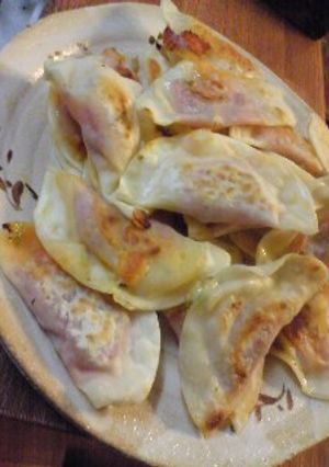 ピザ！？餃子皮で簡単おつまみ♪-レシピのメイン写真