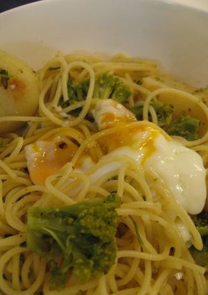 ブロッコリーとじゃがいもの煮込みのパスタ-レシピのメイン写真