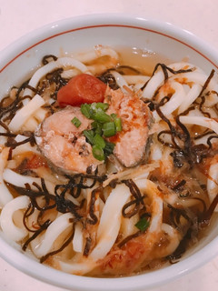 塩こんぶ、おかかに梅干しの、鯖缶うどん!-レシピのメイン写真