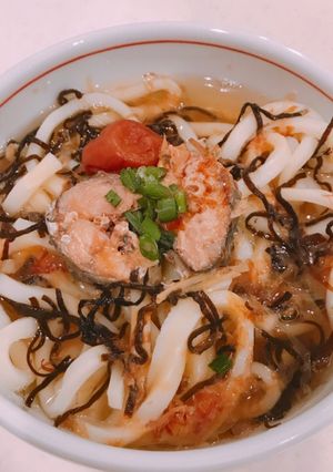 塩こんぶ、おかかに梅干しの、鯖缶うどん！-レシピのメイン写真