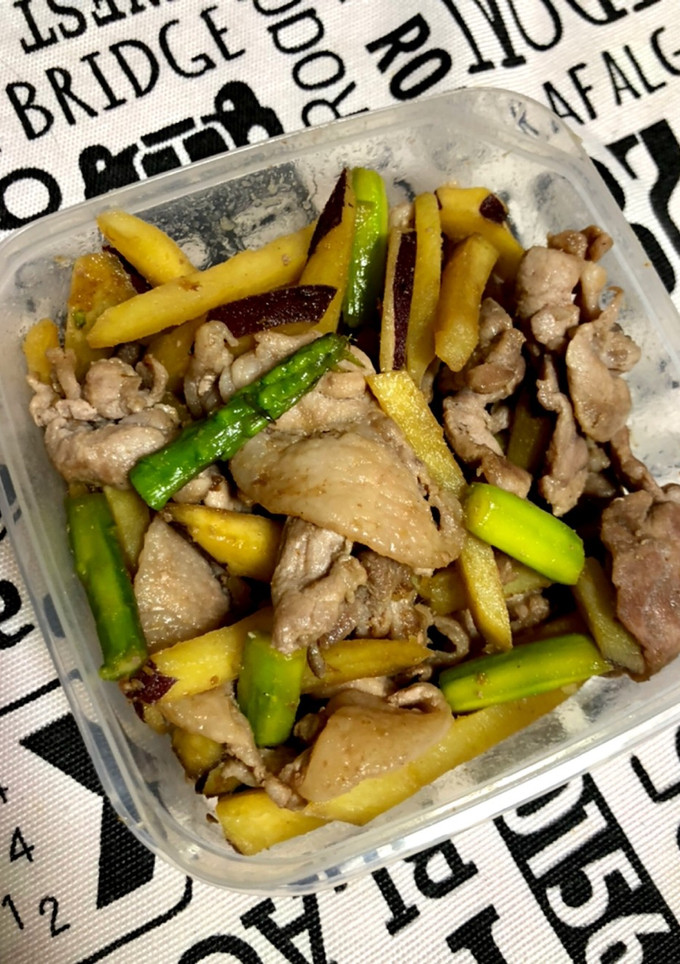 さつまいもとアスパラと豚肉の炒め物-レシピのメイン写真