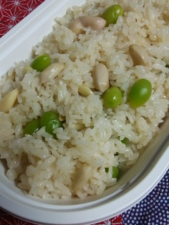生落花生と銀杏の炊込みご飯・おこわ風-レシピのメイン写真