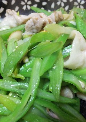 簡単中華・豚肉とインゲンの塩ニンニク炒め-レシピのメイン写真