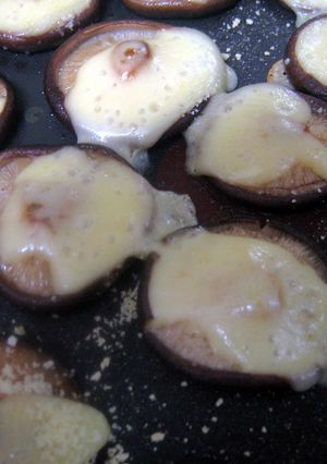 フライパンでＯＫ！しいたけのチーズ焼き-レシピのメイン写真