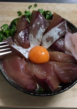 簡単に美味しくツバスの漬け丼-レシピのメイン写真