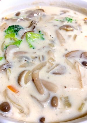 木の子と里芋の白菜クリームスープ-レシピのメイン写真