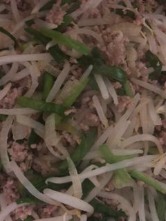 時短★豚ひき肉とニラもやし炒め-レシピのメイン写真