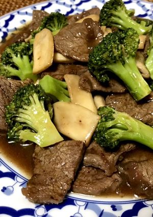 牛肉とブロッコリーのオイスターソース炒め-レシピのメイン写真