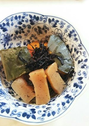 かぼちゃ、こんにゃく、ひじきの煮物-レシピのメイン写真