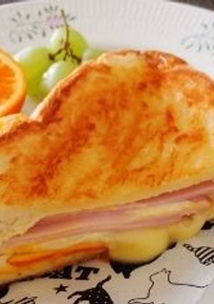 とろとろチーズがとろける食パンパニーニ風-レシピのメイン写真