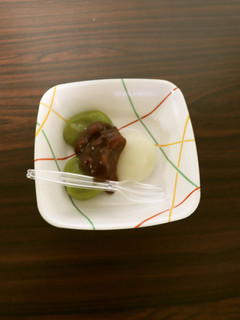 抹茶団子の小豆あんがけ-レシピのメイン写真