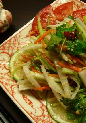 タイ料理定番★青パパイヤサラダ（ソムタム-レシピのメイン写真