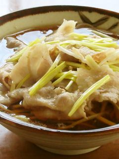 豚バラ肉と黄ニラのかけそば-レシピのメイン写真