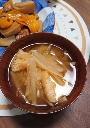 大根の消費にも♪大根と油揚げの味噌汁-レシピのメイン写真