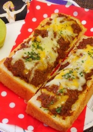 簡単に食パンdeカレーチーズパン♪~♪-レシピのメイン写真