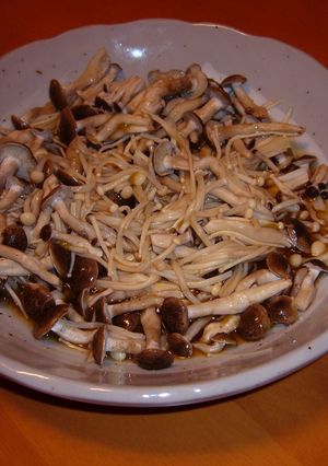 レンジで簡単!! きのこの酒蒸し-レシピのメイン写真