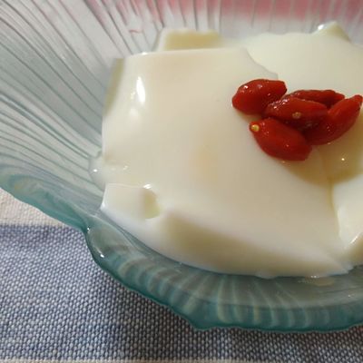 基本からアレンジまで！思わずつくりたくなる「手作り杏仁豆腐」の