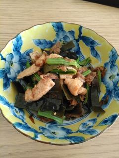 ダシガラも立派なオカズ☆昆布と野菜の炒め-レシピのメイン写真