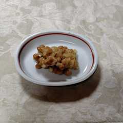 รูปของ 納豆に焼肉のタレとタマネギで毎日ヘルシー