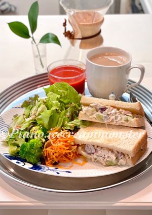アメリカン♪ チキンサラダサンドイッチ-レシピのメイン写真