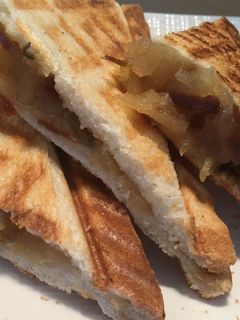 ふじっこ煮でふじふじホットサンド-レシピのメイン写真