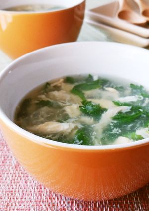 香り良し♡春菊と卵の中華スープ-レシピのメイン写真