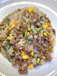 簡単シンプルな牛肉ガーリック炒飯-レシピのメイン写真