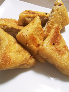 材料シンプル!油揚げの鳥ひき肉包み焼き-レシピのメイン写真