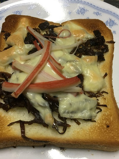 夫が作ったふじっ子煮で朝ごパン-レシピのメイン写真