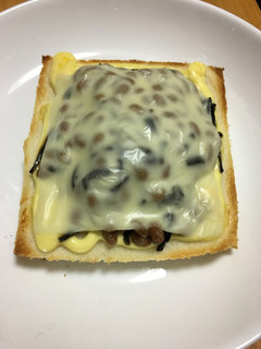 フジッコ煮×納豆トースト-レシピのメイン写真