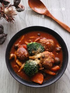 フライパンで簡単♫肉団子デミグラス煮込み-レシピのメイン写真