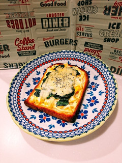 玉子とほうれん草のチーズトースト♥️-レシピのメイン写真