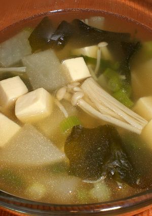 和の食材を使って、洋風味のヘルシースープ-レシピのメイン写真