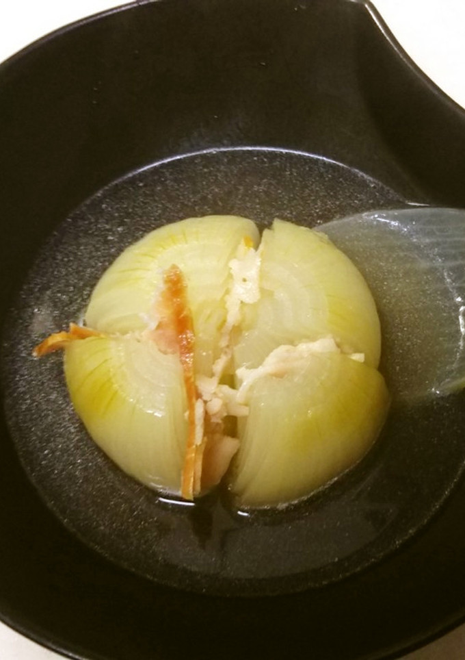 ご飯鍋で簡単丸ごと玉ねぎスープ-レシピのメイン写真