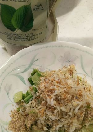 白菜浅漬けのえごま、にぼしいりこのっけ-レシピのメイン写真