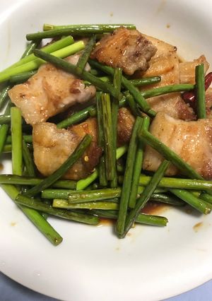 豚ばら肉とにんにくの芽のスタミナ炒め-レシピのメイン写真