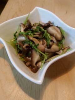 簡単★豆苗と椎茸の塩昆布和え★-レシピのメイン写真
